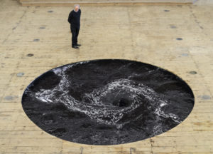 anish-kapoor-descension-galleria-continua-san-gimignano-08-k0qE-3543x2364@Living
